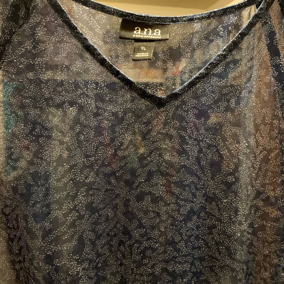 Sheer top. Comfy - Picture 4 of 4